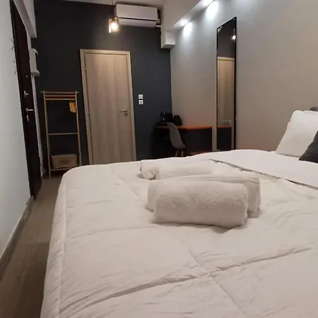 Aiolou Street & Apartment Athens